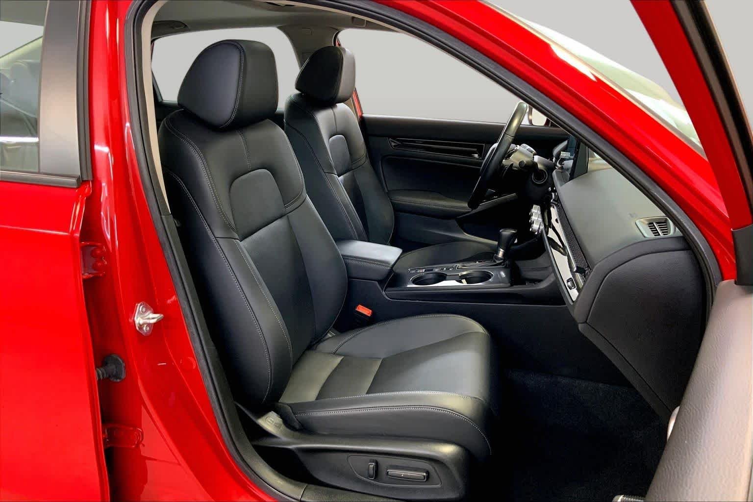 Used 2022 Rallye Red Honda Touring image 8