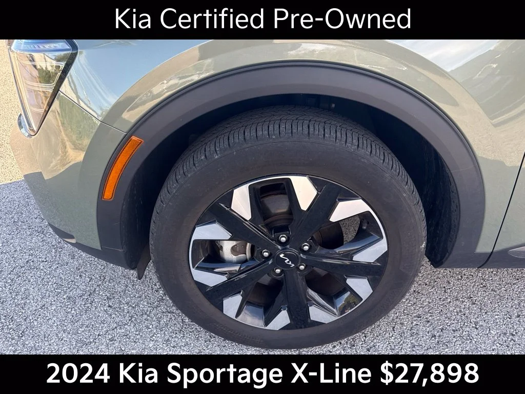 Certified Used 2024 Green Kia X-Line image 10