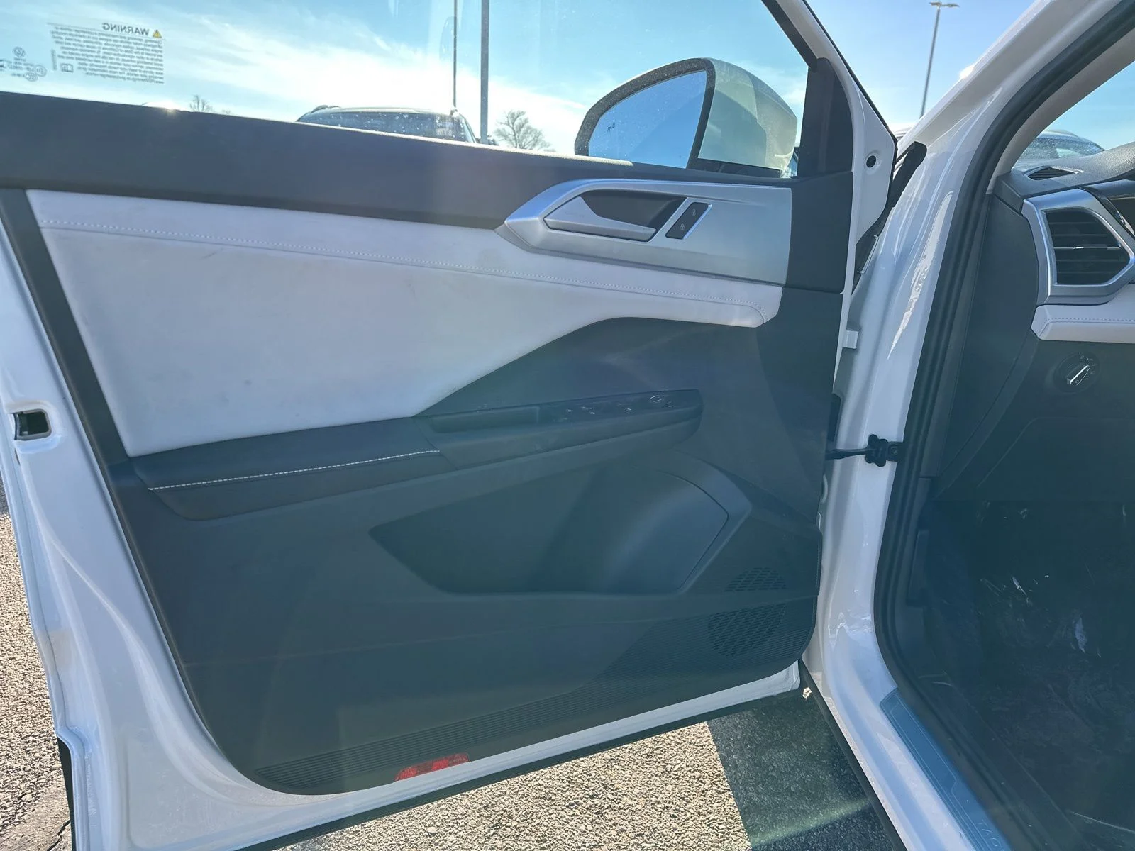 2026 Volkswagen Taos SE - Photo 17