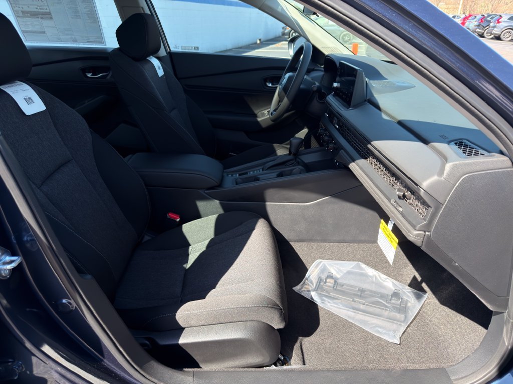 New 2026 Canyon River Blue Metallic Honda SE image 24