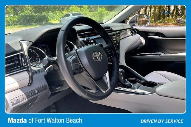 Used 2019 White Toyota SE image 14