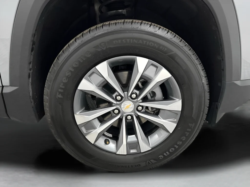 Used 2026 Sterling Gray Metallic Chevrolet LT image 39