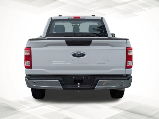 Used 2021 White Ford XL image 5