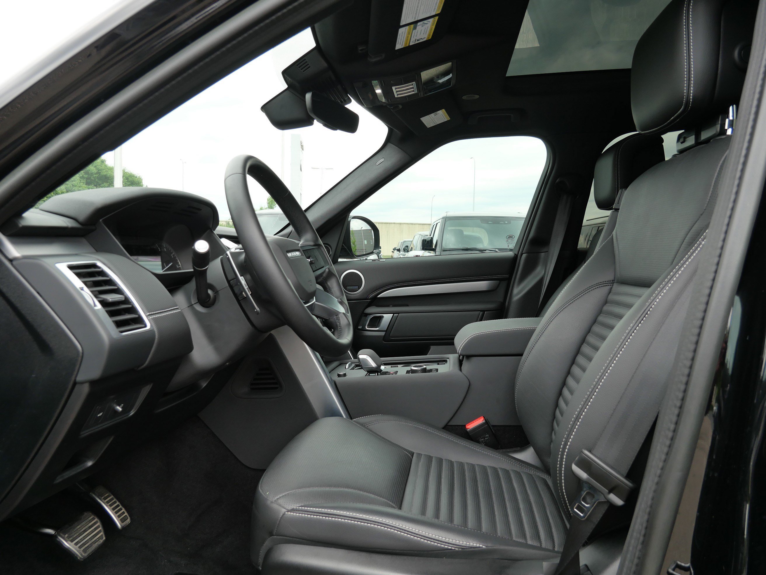 Certified Used 2023 Santorini Black Metallic Land Rover S R-Dynamic image 12