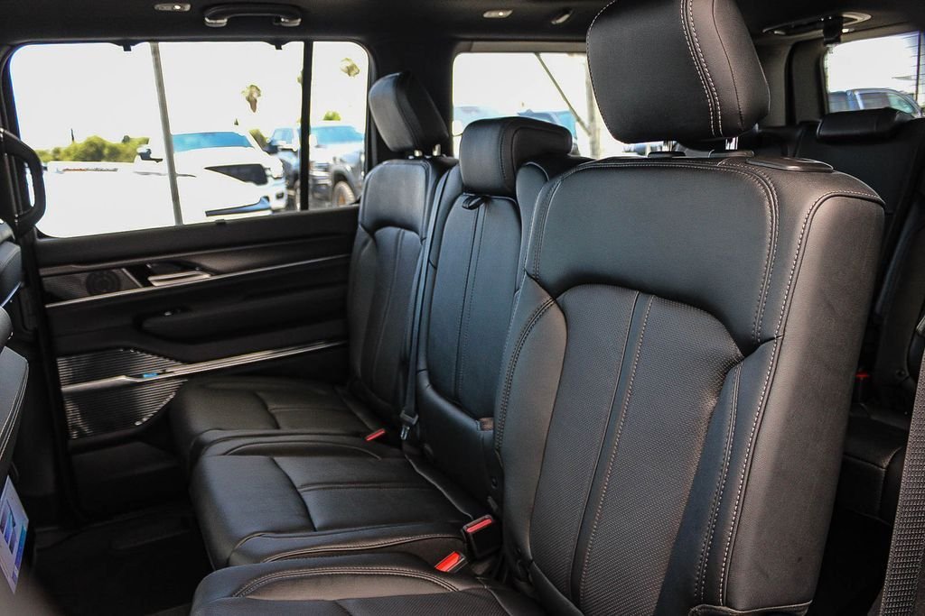 New 2026 Black Jeep Summit Obsidian image 19