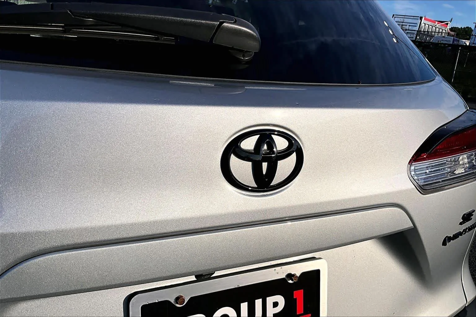 Used 2025 Sonic Silver Toyota Hybrid SE image 32
