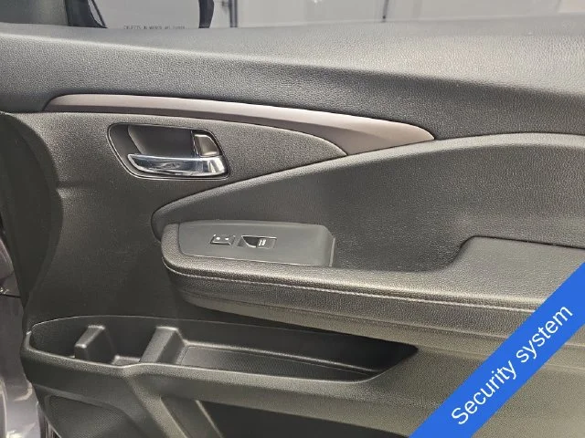 Used 2022 Gray Honda EX-L image 11
