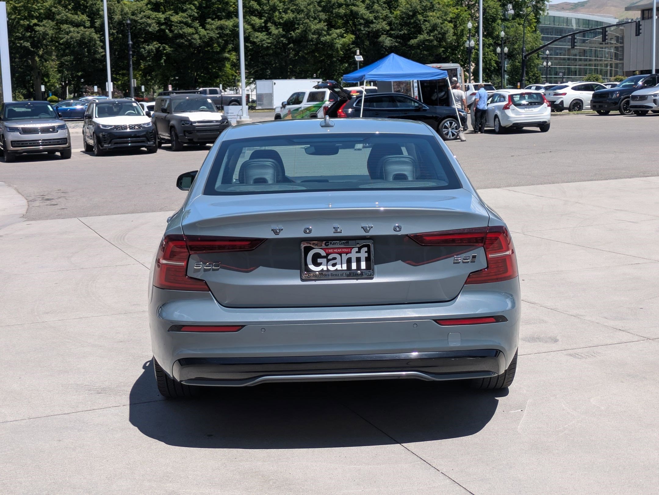 Used 2024 Blue Volvo Plus Dark Theme image 4