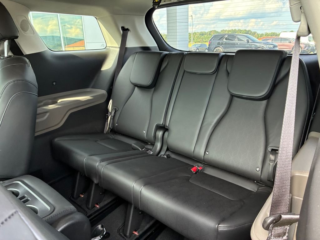 Used 2026 Red Kia LXS image 20