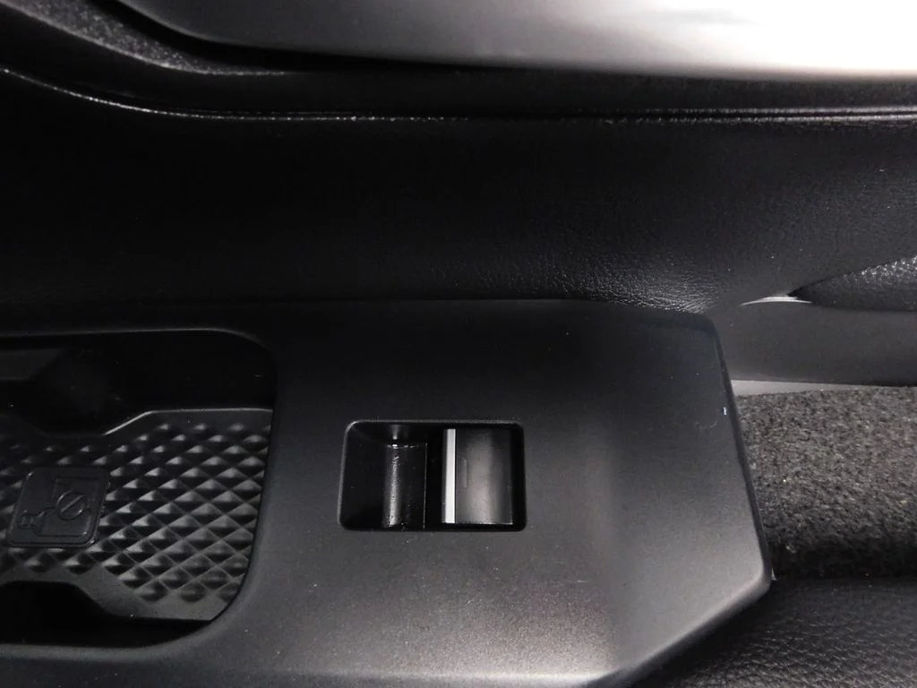 Used 2024 Cream Toyota XLE image 53