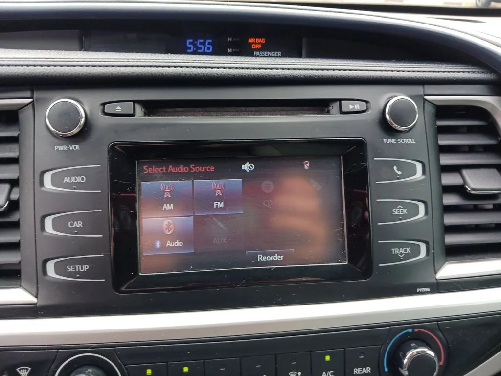 Used 2017 Gray Toyota LE image 20