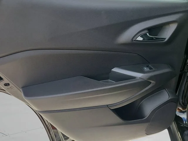 New 2026 Mosaic Black Metallic Chevrolet LT image 19