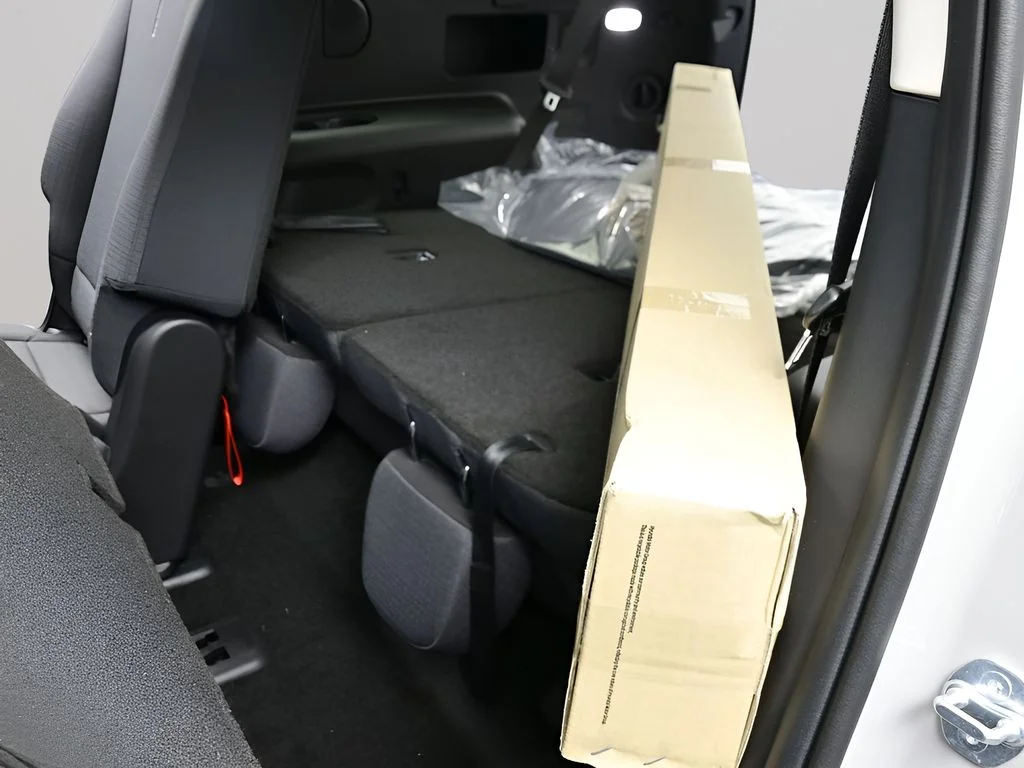 New 2026 Cyber Gray Hyundai SE image 28