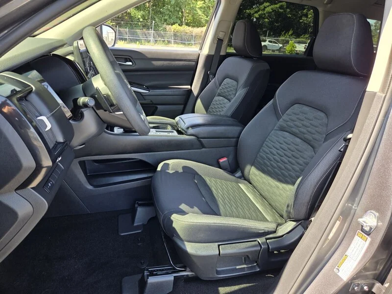Used 2022 Gun Metallic NISSAN S image 9