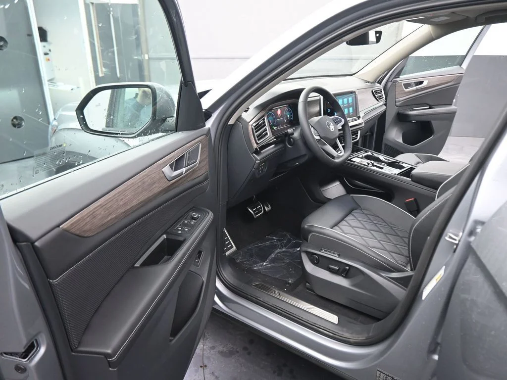 New 2026  Volkswagen 2.0T SEL Premium R-Line image 39