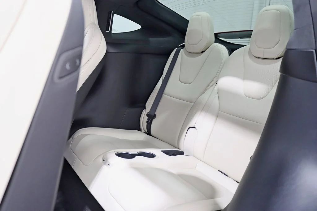 Used 2022 Red Tesla Plaid image 32