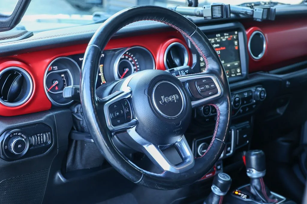 Used 2020 Gray Jeep Rubicon image 26