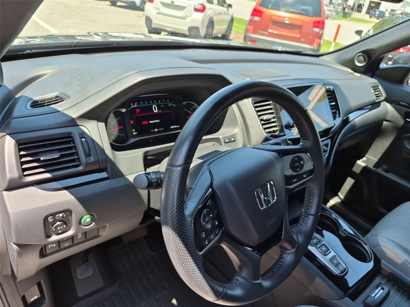Used 2020 Modern Steel Metallic Honda Touring image 19