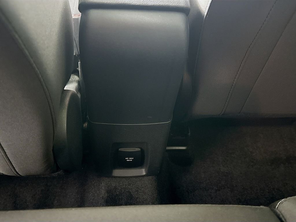 Used 2022 Lightning Blue Metallic Ford SE image 26