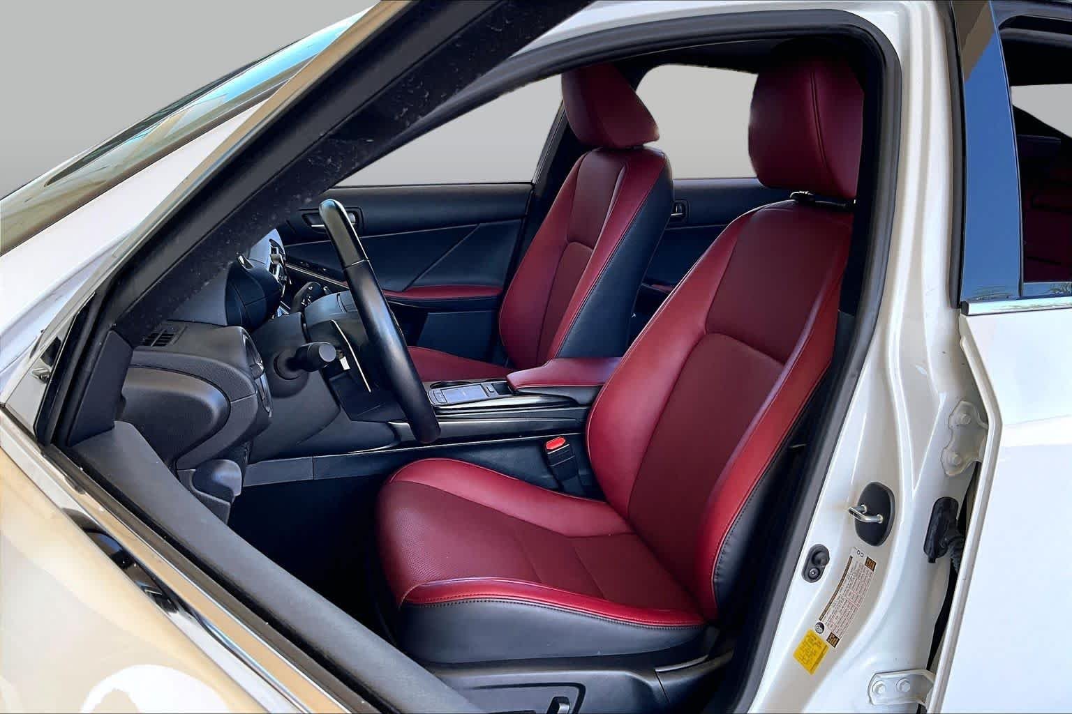 Used 2025 Ultra White Lexus F SPORT Design image 7