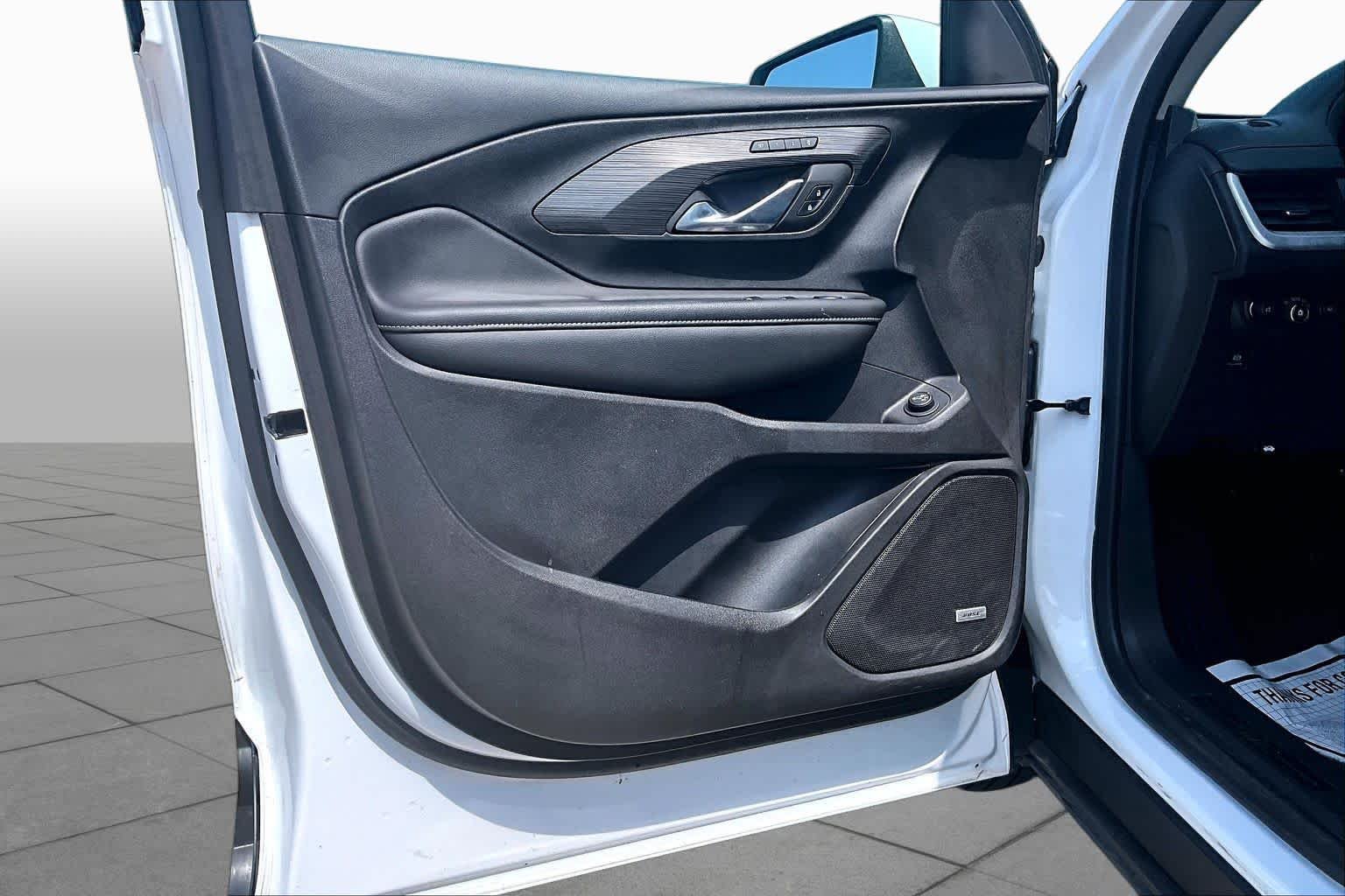 2024 GMC Terrain SLT - Photo 18
