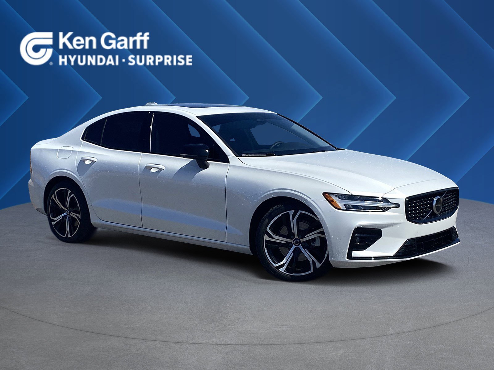 2024 Volvo S60 B5 Core Dark Theme AWD's photo