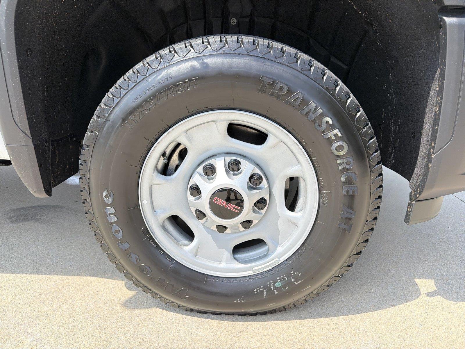 2026 GMC Sierra 2500HD Pro - Photo 10
