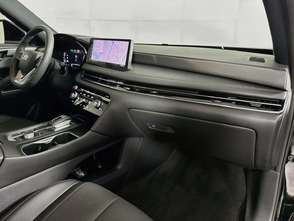 Certified Used 2027 Black INFINITI SPORT image 41