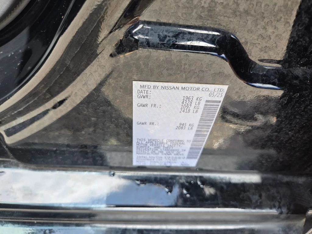 Used 2025 Black Nissan 2.5 SV image 32