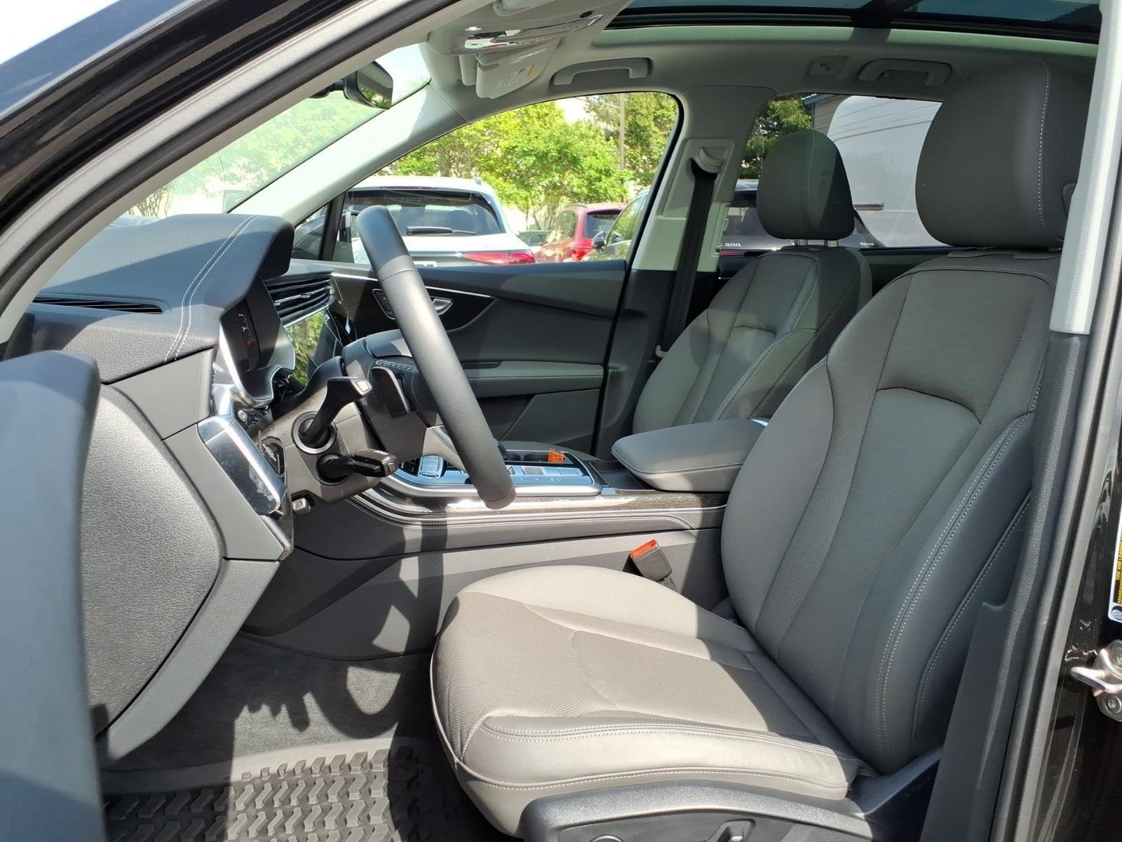 Used 2025 Daytona Gray Pearl Effect Audi S line Premium Plus image 15