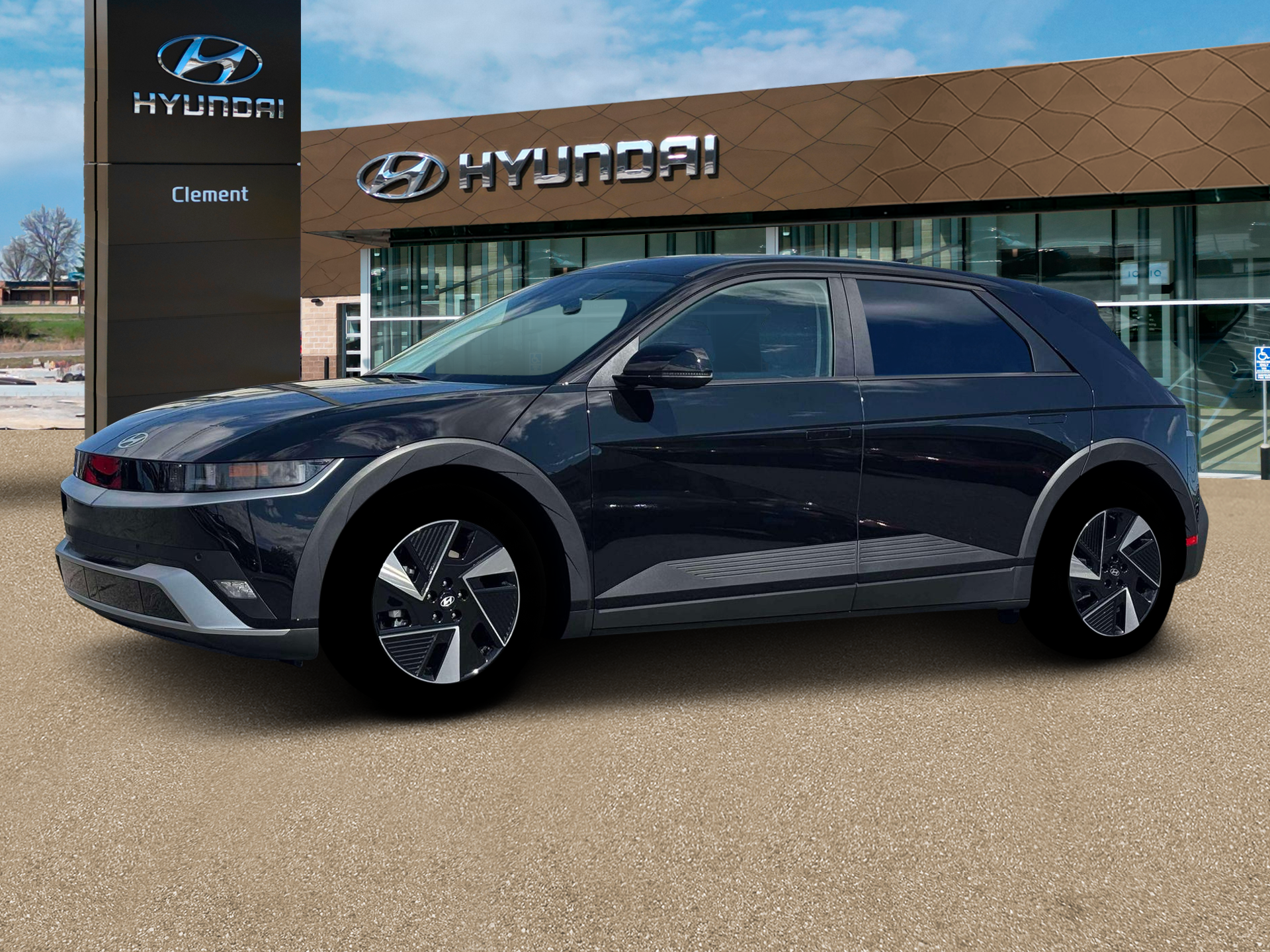 New 2026 Black Hyundai SEL image 2