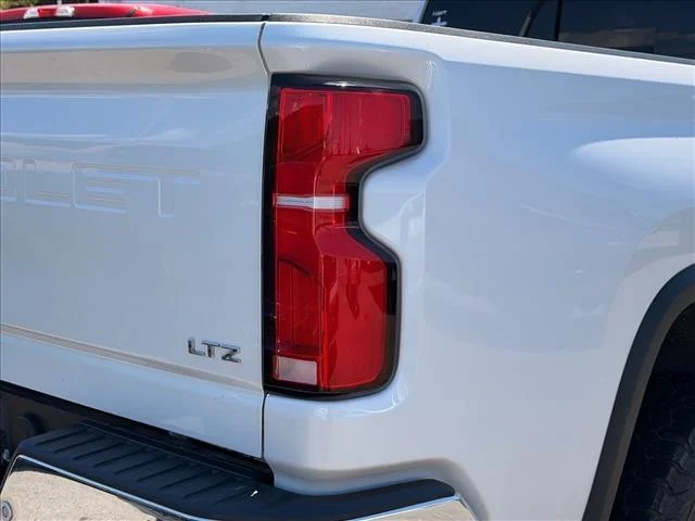 Used 2024 Iridescent Pearl Tricoat Chevrolet LTZ image 8