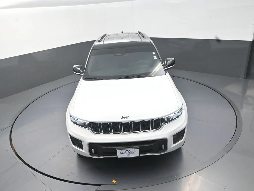 Used 2024 White Jeep Overland image 15