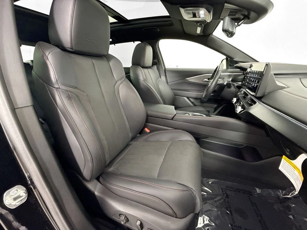 Used 2024  Acura Type S image 27