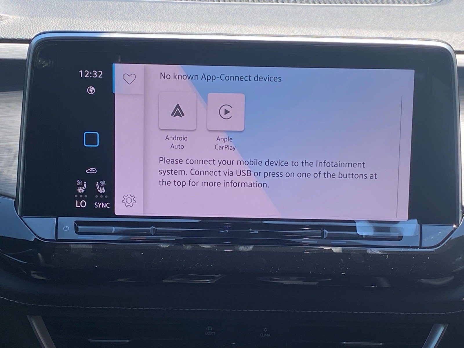 New 2026 Gray Volkswagen 2.0T SE w/Technology image 5
