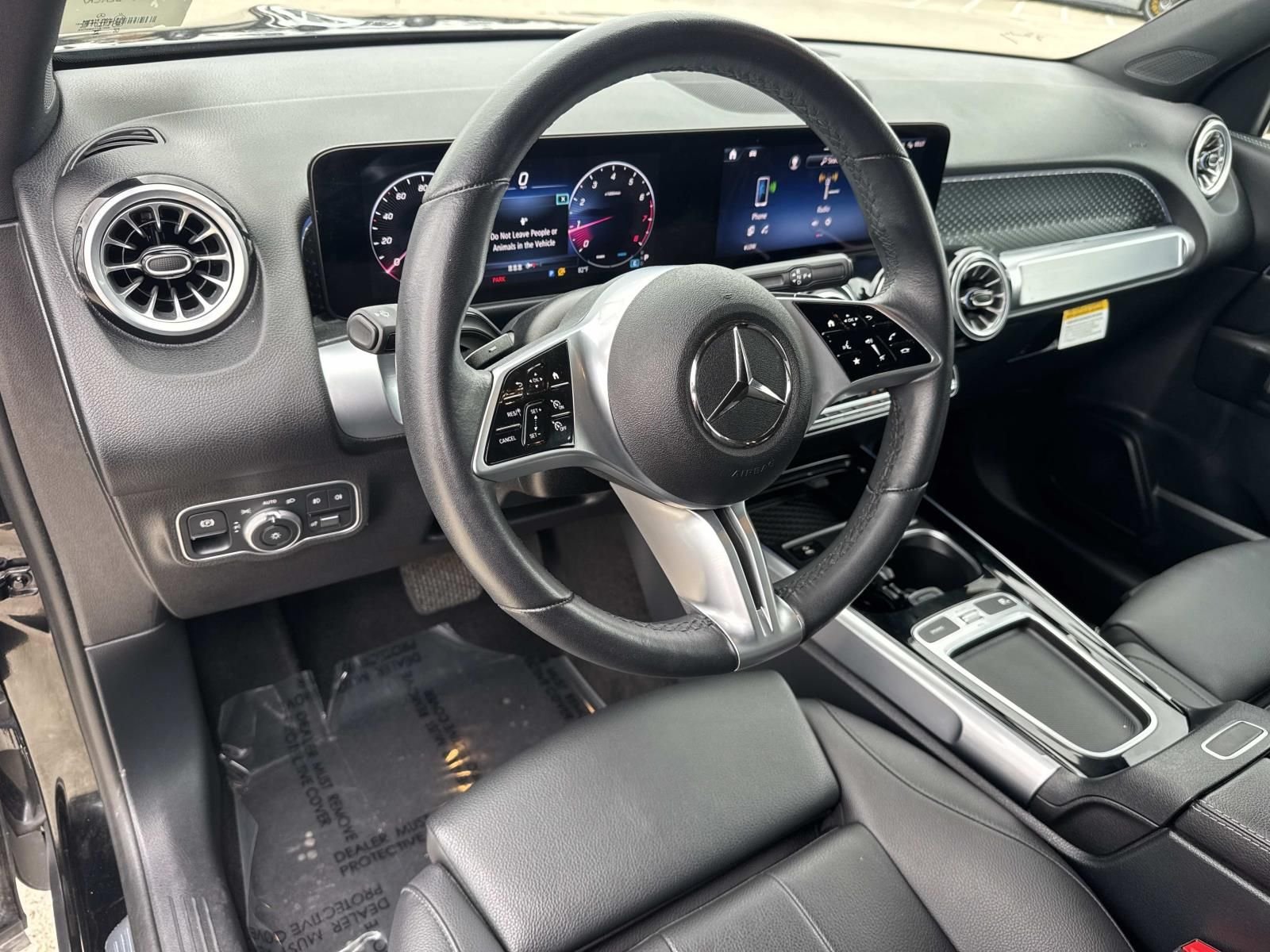 Certified Used 2025 Black Mercedes-Benz GLB 250 image 17