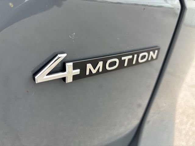 New 2026 Pure Gray Volkswagen 2.0T SEL Premium R-Line image 3