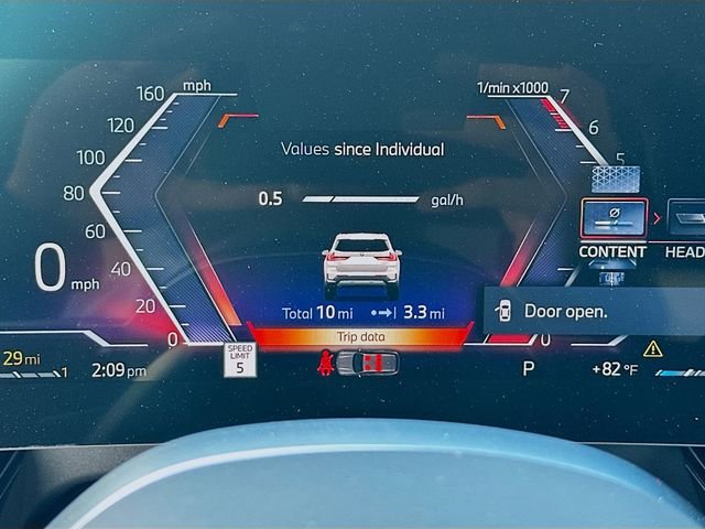 New 2026 White BMW xDrive28i image 9
