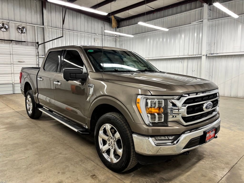 Used 2023 Gray Ford XLT image 1