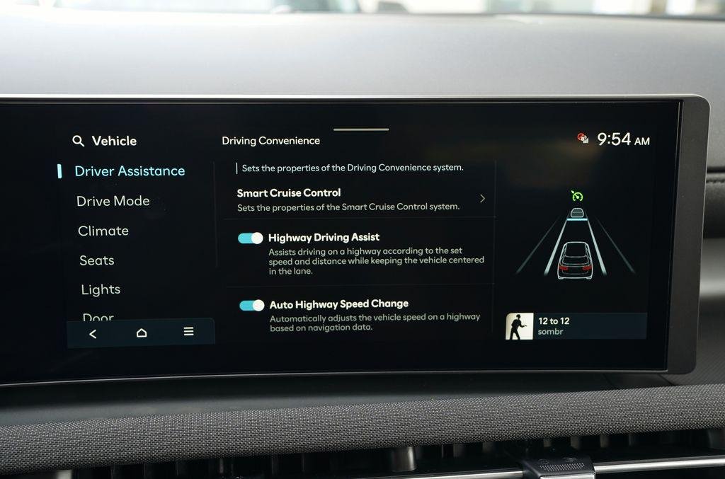 New 2026 Ecotronic Gray Hyundai Limited image 17