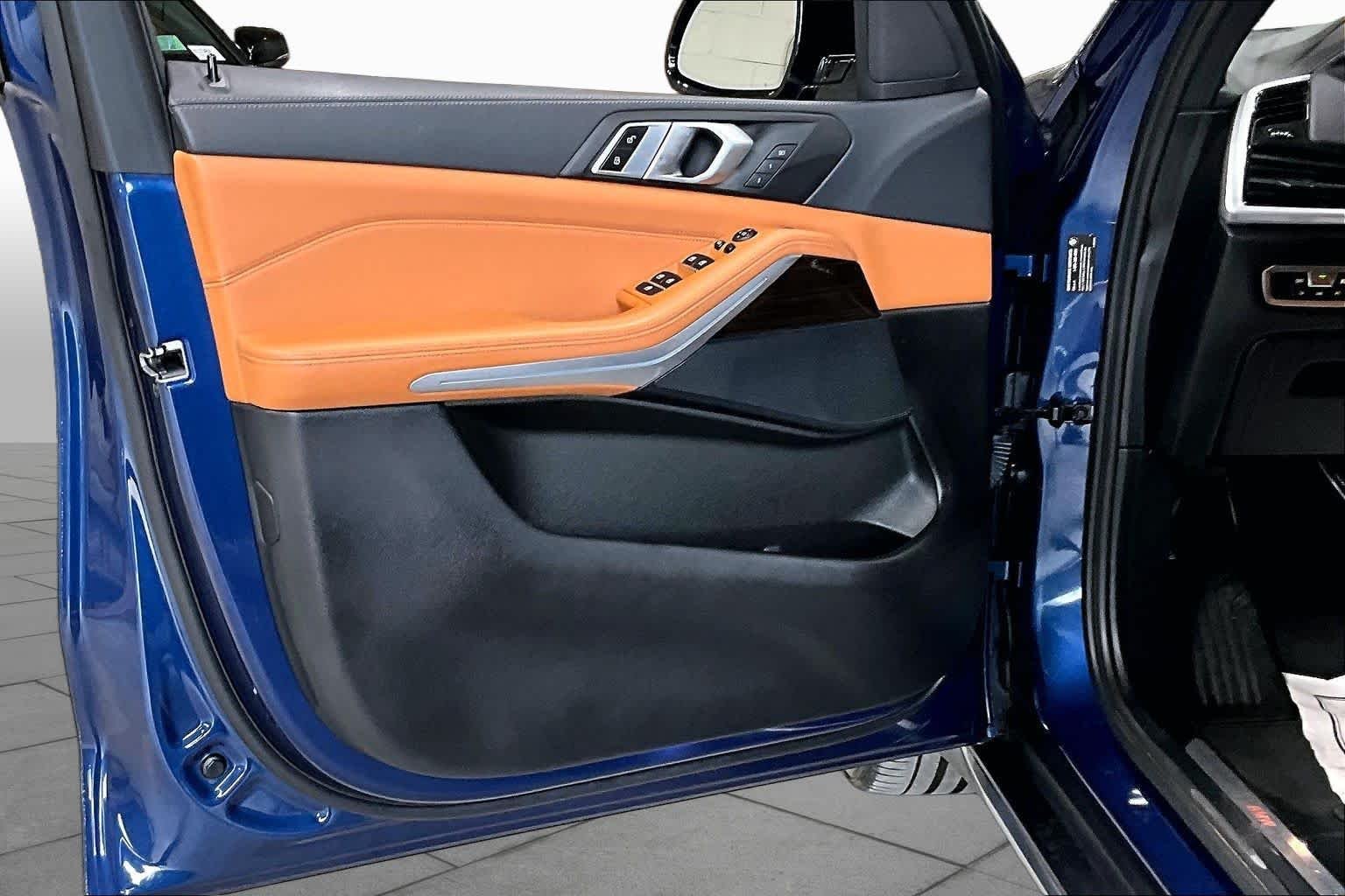 Used 2023 Phytonic Blue Metallic BMW xDrive40i image 22