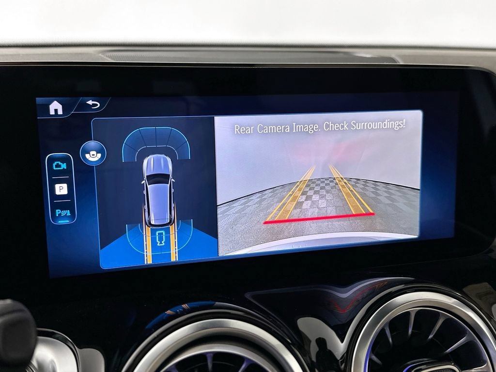 New 2026 Polar White Mercedes-Benz GLB 250 image 46