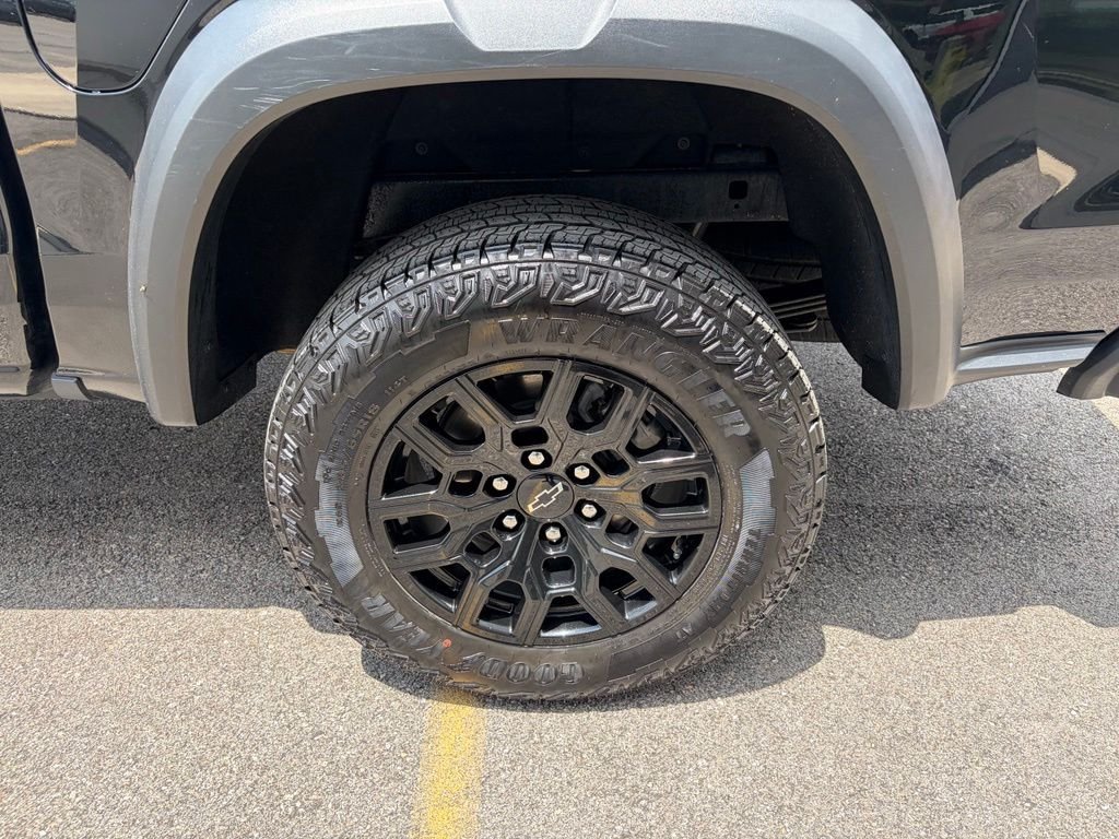 Used 2023 Black Chevrolet Trail Boss image 38