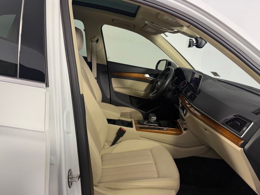 Used 2023 White Audi 45 S line Premium image 33