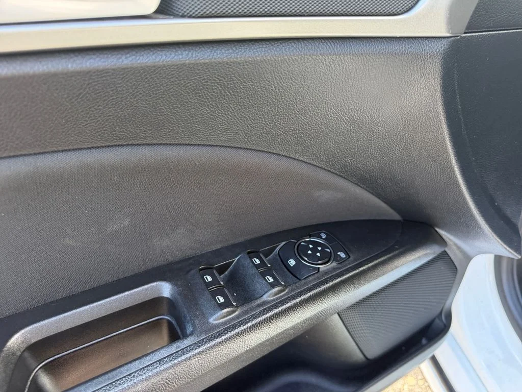 Used 2020 White Ford SE image 11
