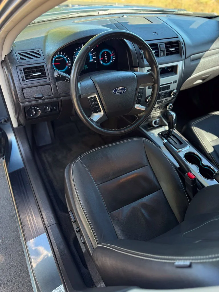Used 2012 Steel Blue Metallic Ford SEL image 27