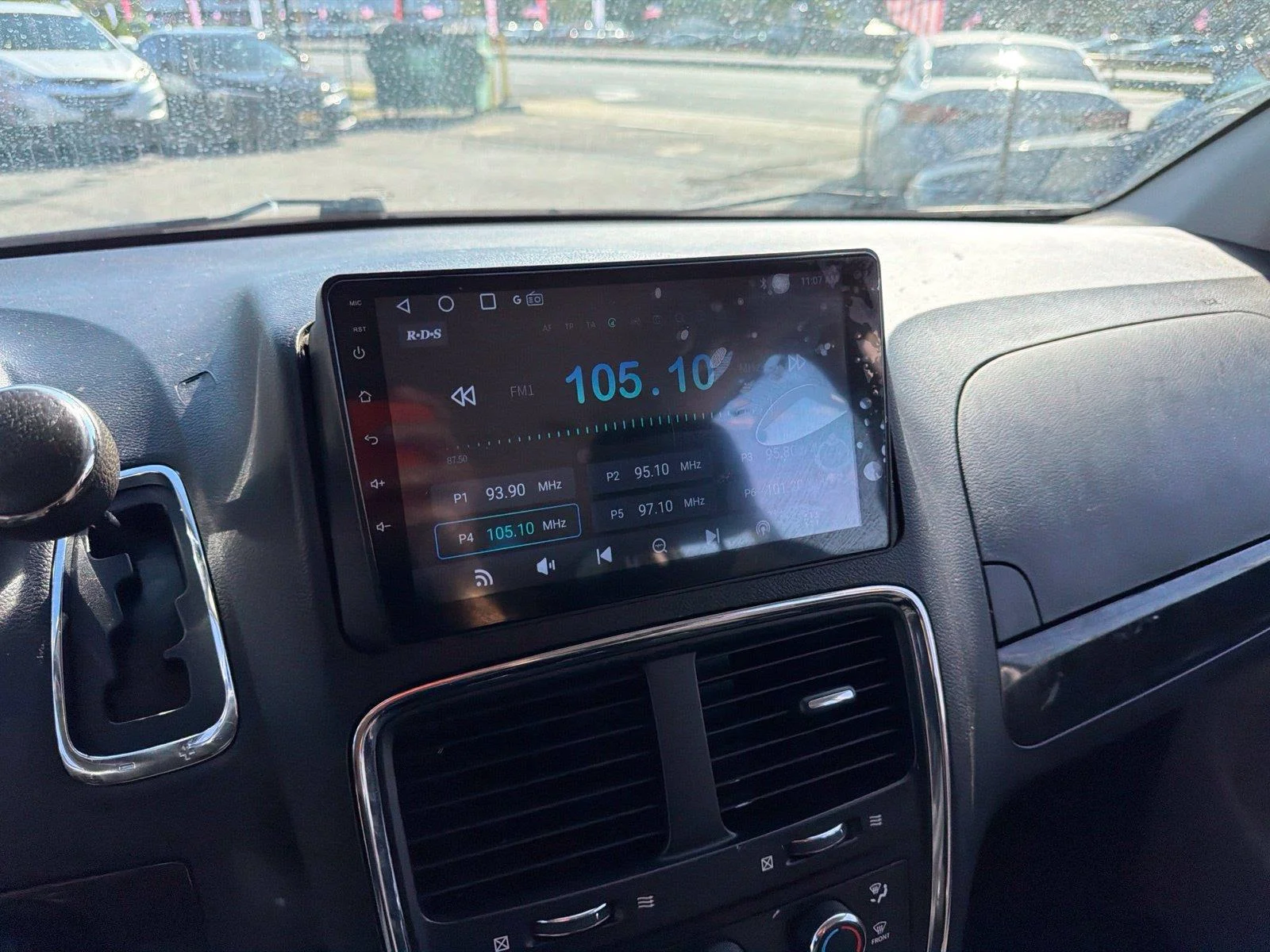 Used 2017 White Dodge SE image 28