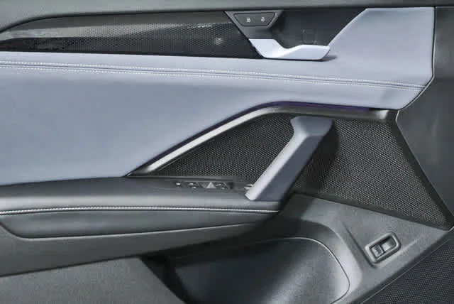 New 2026 Platinum Gray Metallic Volkswagen SE image 6