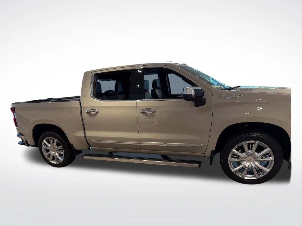 New 2026 White Sands Chevrolet High Country image 36
