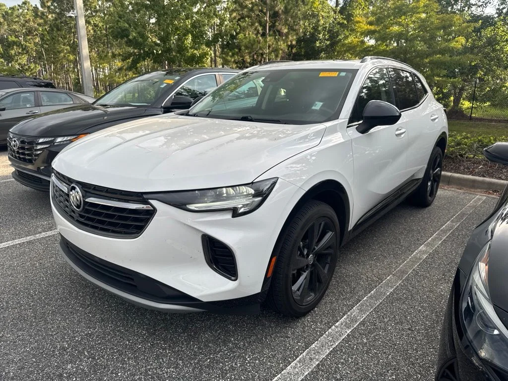 Used 2022 White Buick Essence image 1
